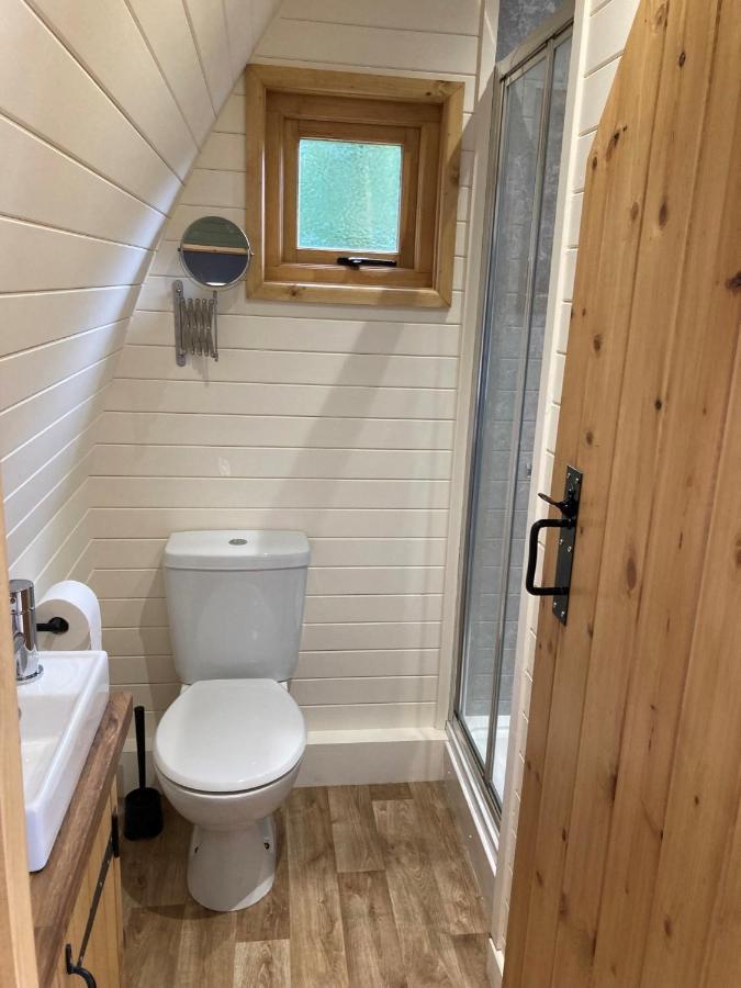 Delor - Bryntalch Glamping Pods Ξενοδοχείο Montgomery Εξωτερικό φωτογραφία
